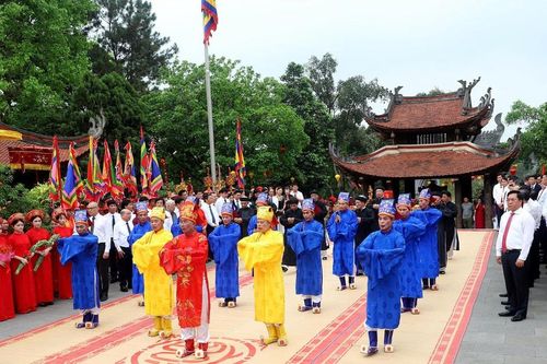 Phú Thọ: Lễ giỗ Đức Quốc Tổ Lạc Long Quân và Dâng hương tưởng niệm Tổ Mẫu Âu Cơ