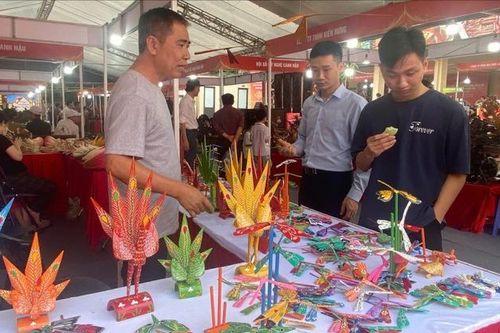 Quảng bá sản phẩm công nghiệp nông thôn tiêu biểu Hà Nội
