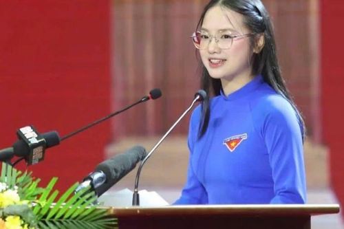 Profile đáng nể của nữ sinh Hà Tĩnh, vừa có bài phát biểu 'viral' mạng xã hội về cố Tổng Bí thư Hà Huy Tập