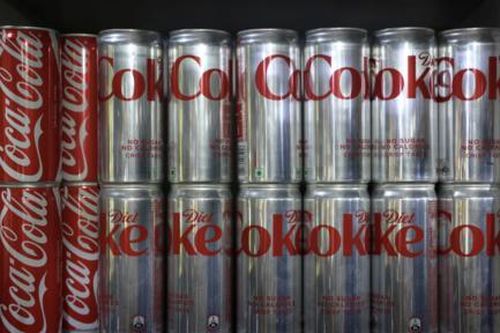Hãng nước ngọt Coca-Cola thiếu lon nhôm tại Ấn Độ do ảnh hưởng chiến tranh Iran