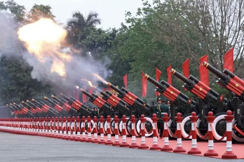 Việt Nam bắn 21 loạt đại bác chào mừng Tổng thống Hàn Quốc Lee Jae Myung