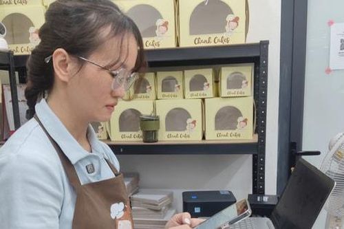 Số hóa hộ kinh doanh: Từ sổ sách truyền thống đến khai thuế 'một chạm'