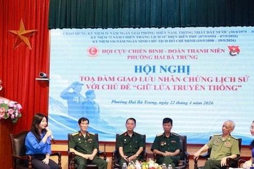 Hội Cựu chiến binh phường Hai Bà Trưng 'tiếp lửa' truyền thống cho thế hệ trẻ