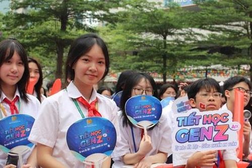 Học sinh Thủ đô hào hứng với tiết học đặc biệt về phổ biến, giáo dục pháp luật