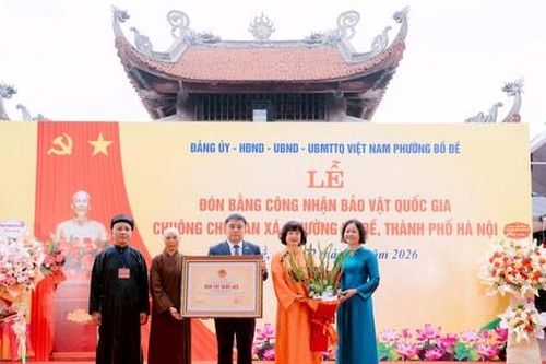 Phường Bồ Đề đón Bằng công nhận Bảo vật Quốc gia chuông chùa An Xá