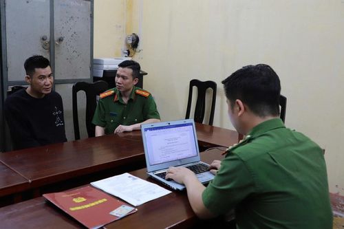 Vừa lên Lào Cai tìm việc, đối tượng truy nã nguy hiểm ở Cà Mau bị bắt giữ