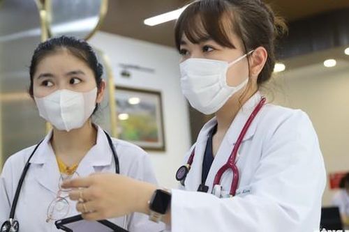 Tuyển sinh y dược 2026: Mở rộng cánh cửa nhưng không dễ dàng