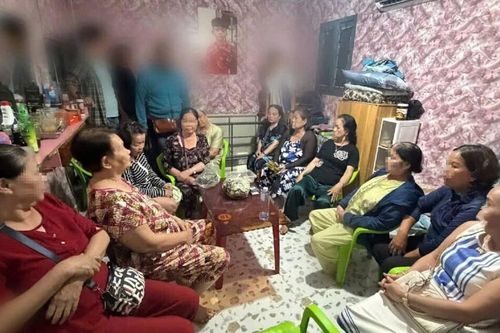 Triệt phá tụ điểm đánh bạc toàn 'quý bà'