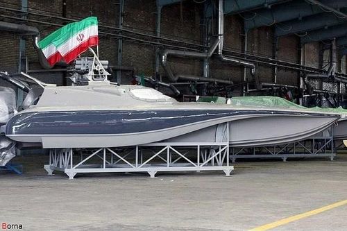 Hàng trăm ca-nô quân sự Iran có đủ khả năng phong tỏa bờ biển?