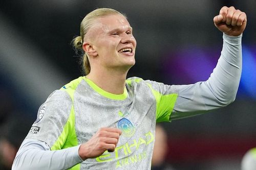 Arsenal mất ngôi đầu vào tay Man City