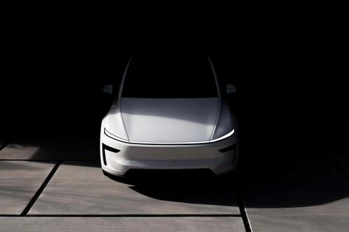 Tesla Model Y vượt khó không tưởng