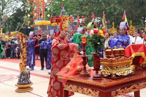 [Video] Lễ dâng hương Đức Quốc Tổ Lạc Long Quân