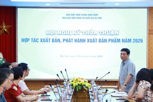 Mở rộng hợp tác xuất bản, phát hành sách lý luận, chính trị