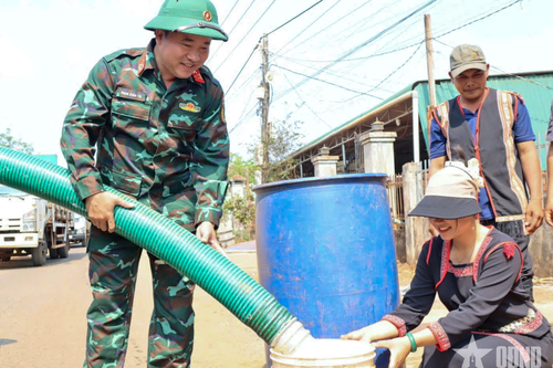 Ở đâu người dân gặp khó, ở đó có Đoàn Kinh tế - Quốc phòng 72