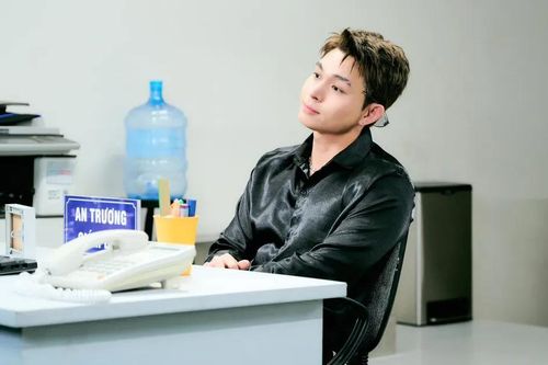Sở VH-TT TPHCM nhắc nhở Jun Phạm vì ra mắt MV chưa phù hợp văn hóa Việt