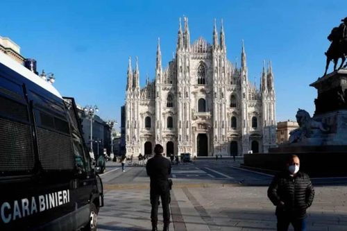 Rúng động tiệc đêm bí mật của gần 50 cầu thủ Serie A