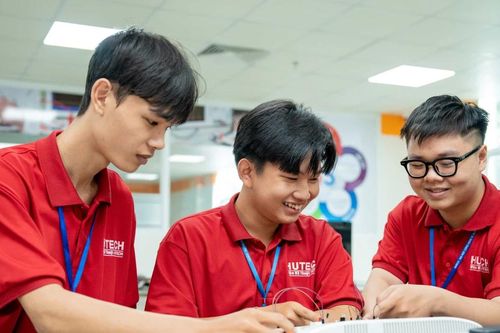 Giấc mơ AI và 'nút thắt' nhân lực