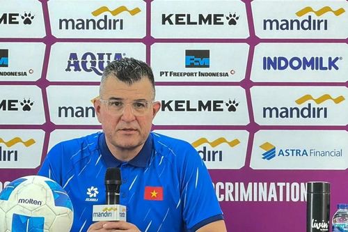 HLV Cristiano Roland chỉ ra bí quyết giúp U17 Việt Nam ngược dòng hạ U17 Australia