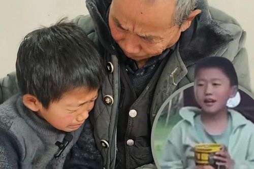 Câu chuyện về cậu bé mồ côi hút hàng triệu lượt xem