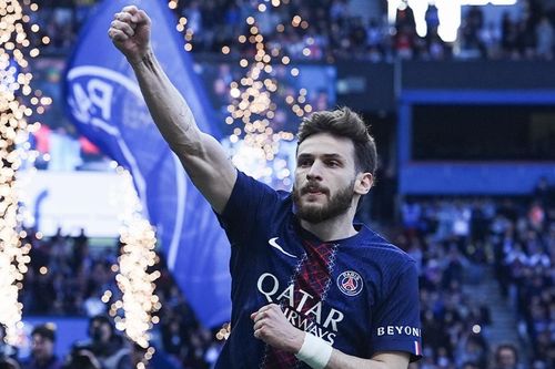 PSG thị uy sức mạnh, củng cố ngôi đầu Ligue 1