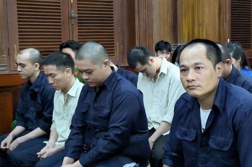 Tuyên án chủ cửa hàng xe Tân Tiến và 13 đồng phạm 'phù phép' xe gian thành xe mới