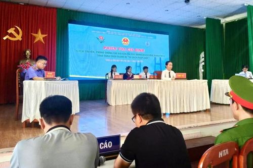 VKSND tỉnh Vĩnh Long tham gia 'Phiên tòa giả định' tuyên truyền pháp luật