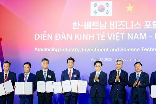 Trao Giấy chứng nhận đăng ký đầu tư Dự án Nhà máy Nhiệt điện LNG Quỳnh Lập tại Diễn đàn kinh tế Việt Nam - Hàn Quốc