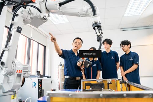 Lần đầu một đại học Việt Nam có giải thưởng đội ngũ lãnh đạo và quản lý xuất sắc