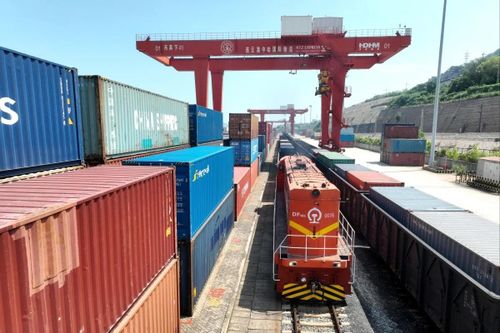 Eo biển Hormuz bị tắc nghẽn, liệu 'Hành lang Trung tâm' có thể thay thế?
