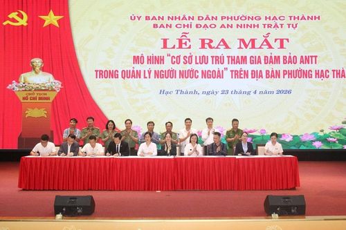 Phường Hạc Thành ra mắt mô hình 'Cơ sở lưu trú tham gia bảo đảm ANTT trong quản lý người nước ngoài'