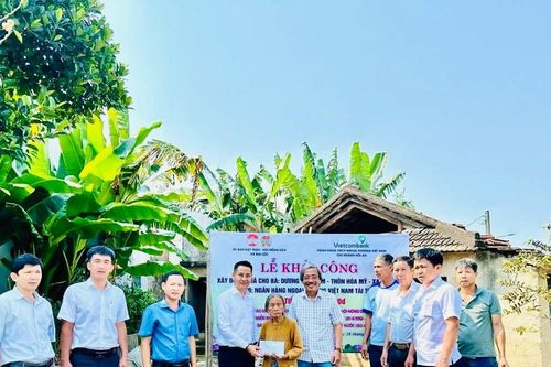 Góp sức xây dựng mái ấm cho người nghèo