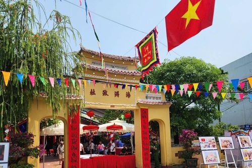 Định vị di sản: Khi lễ hội địa phương hướng tới tầm vóc quốc gia