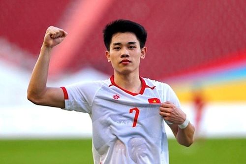 Xuất ngoại cầu thủ: Lối đi bắt buộc để bóng đá Việt Nam hiện thực hóa giấc mơ World Cup