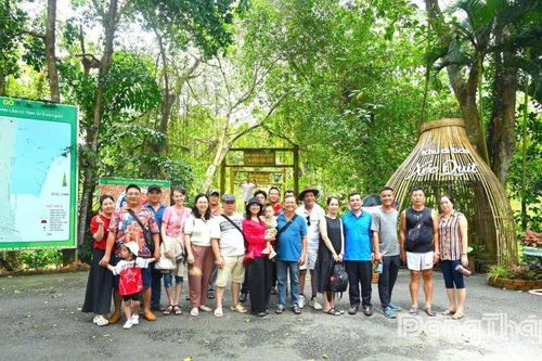 Xẻo Quít 'kể chuyện' lịch sử bằng ngôn ngữ hiện đại