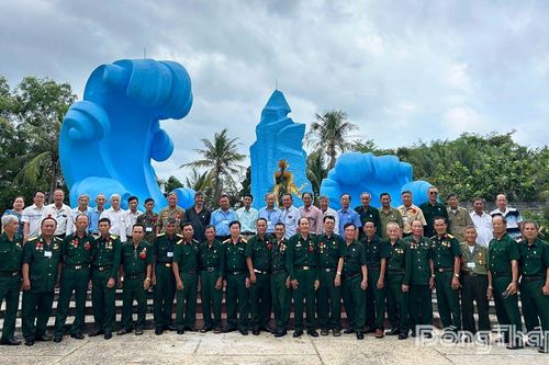 Đồng Tháp: Hoàn thành chuyến đưa 39 cựu chiến binh tham quan Nhà tù Phú Quốc