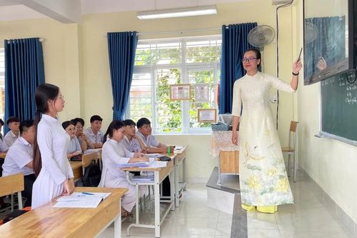 Học sinh hệ GDNN - GDTX: Nỗ lực 'vượt ngưỡng' trong kỳ thi tốt nghiệp THPT 2026