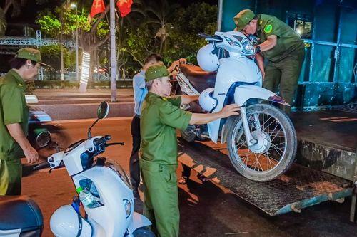 Phường Nha Trang xử phạt nhiều trường hợp vi phạm trật tự an toàn giao thông
