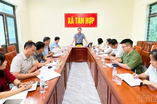 Đoàn công tác Sở Dân tộc và Tôn giáo kiểm tra Chương trình mục tiêu quốc gia tại xã Tân Hợp