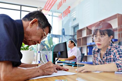 Nâng cao toàn diện năng lực, tính chuyên nghiệp và trách nhiệm của đội ngũ cán bộ, công chức cấp xã