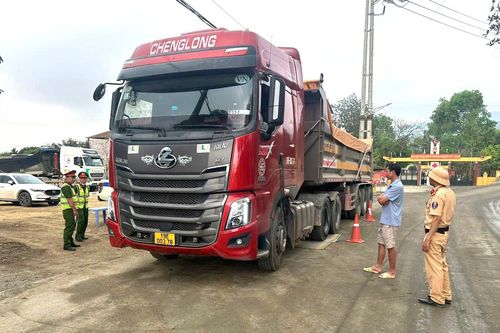 Xử lý ô tô cơi nới thùng, chở hàng quá tải ở Phú Thọ
