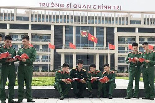 Một số yêu cầu trong bồi dưỡng năng lực định hướng tư tưởng cho học viên Trường sĩ quan Chính trị