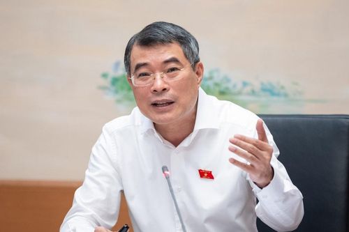 Thu hẹp 'vùng xám', tăng kiểm soát ủy quyền lập pháp