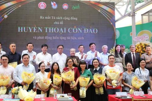 Ra mắt Tủ sách 'Huyền thoại Côn Đảo' và phát động hiến tặng tài liệu, sách