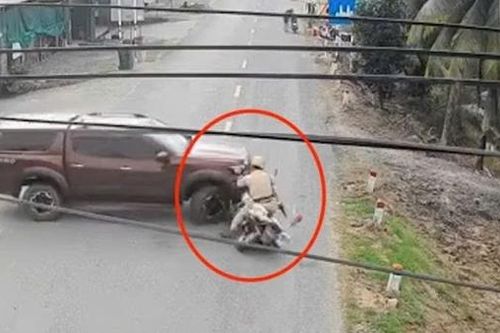 Bị phạt tù vì lái xe biển số giả, chống người thi hành công vụ