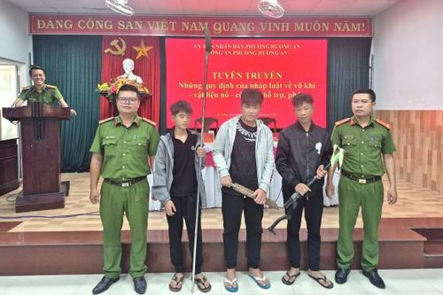 Công an cấp xã ở Huế sáng tạo, đổi mới cách thức tuyên truyền pháp luật đến thanh, thiếu niên