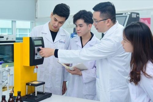 Trường đại học - Hạt nhân đổi mới sáng tạo trong chiến lược phát triển nguồn nhân lực