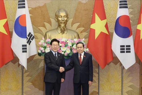 Chủ tịch Quốc hội Trần Thanh Mẫn hội kiến Tổng thống Hàn Quốc Lee Jae Myung