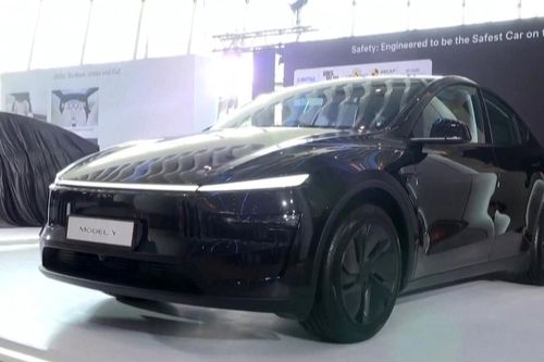 Tesla tung phiên bản xe model Y L 6 chỗ tại thị trường Ấn Độ