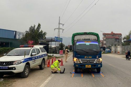 Kiểm soát chặt, xử lý nghiêm xe quá tải trọng