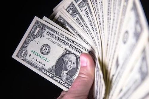 Tỷ giá ngoại tệ ngày 23/4: USD bán ra 26.355 đồng